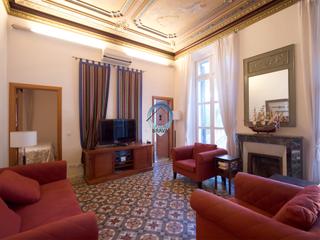 Pis  La rambla. Vive la rambla, vive la esquina, vive distinto