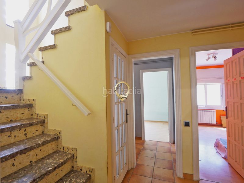 Foto 85515132-3434-4a55-b324-2ca2049fab97. Casa aparellada amb xemeneia calefacció aparcament a Platja d´Aro