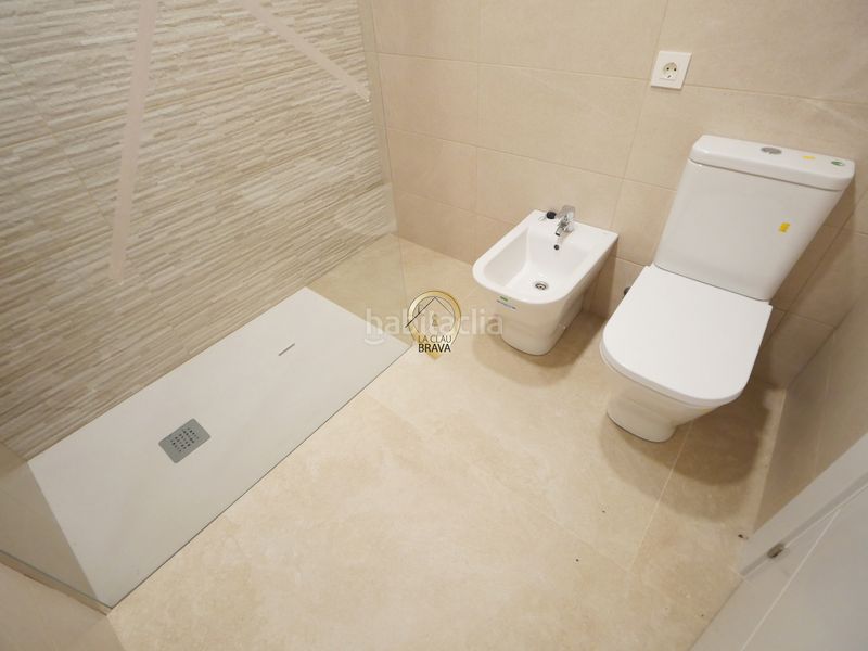 Foto f1ea74be-5726-409e-9bcd-6da1983131fb. Casa adossada amb xemeneia calefacció aparcament piscina a Platja d´Aro