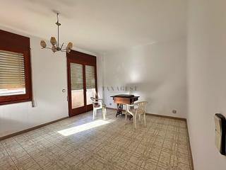 Casa a Roquetes. Casa en venta en roquetes esquinera y muy luminosa