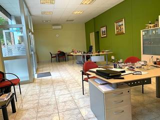 Local Comercial a Ferreries. En venta amplio  local comercial