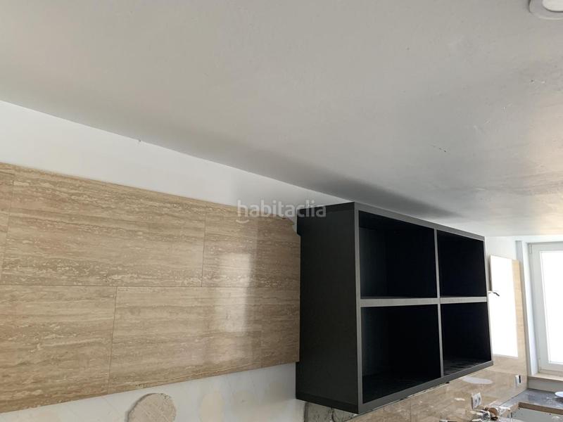 Foto 031d0845-86c0-481b-82f7-8ecf8be3f48a. Location local commercial dans Sénia (La)