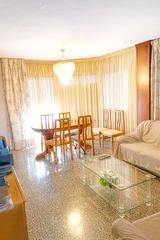 Pis a Roquetes. Vivienda luminosa y espaciosa en el corazón de roquetes con plaz
