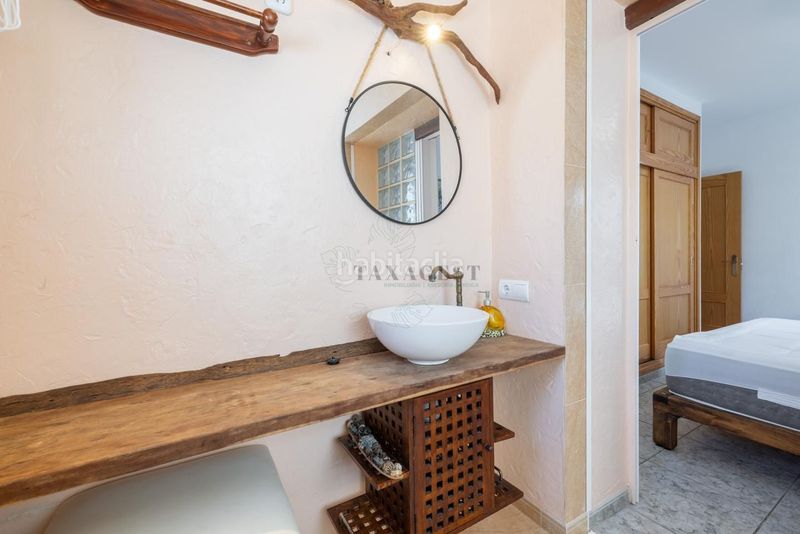 Foto 54ac57f4-0a07-4417-b4e6-4dab65528103. Casa amb piscina a Deltebre
