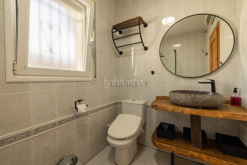Foto afe60583-f5f4-4048-b26f-1c72b1d13eb5. Casa amb piscina a Deltebre