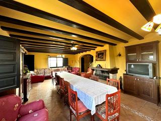 Casa a Camarles. Finca excepcional en camarles 3 chalets  2 almacenes sobre 23,46