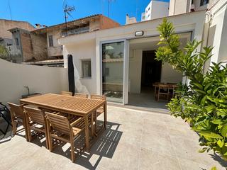 Rent Ground floor in Camp D´en Serralta. Hermoso apartamento en planta baja de tres dormitorios con encan