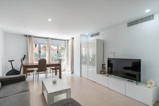 Pis a Camp Den Serralta. Amplio y moderno apartamento de 3 dormitorios recientemente reno
