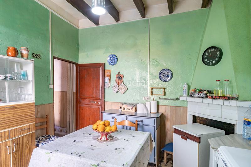 Foto 4c13b8fc-78c8-4dcf-a597-3e9d0a976b67. Casa aparellada amb aparcament a Andratx Andratx