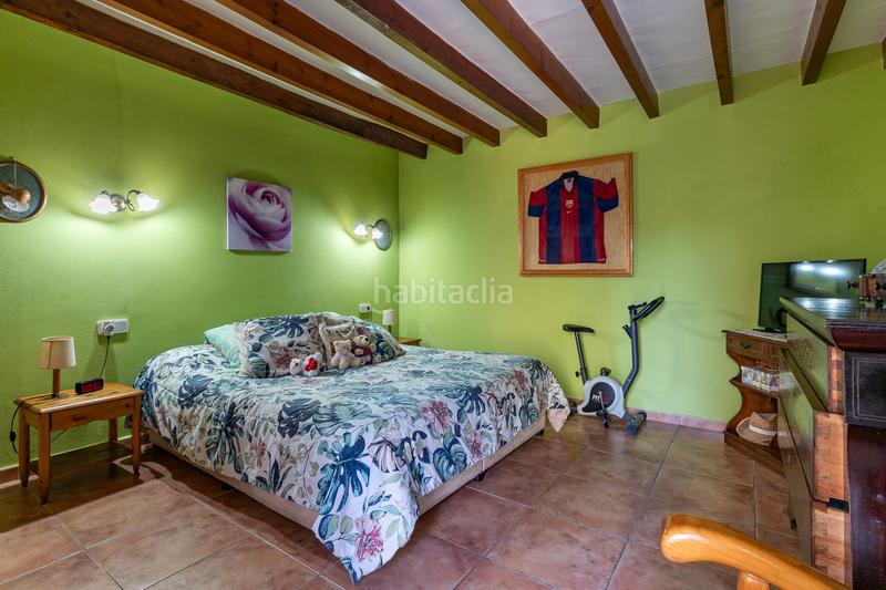 Foto f94b311c-4eda-4513-928b-df8026b5d81b. Casa aparellada amb aparcament a Andratx Andratx