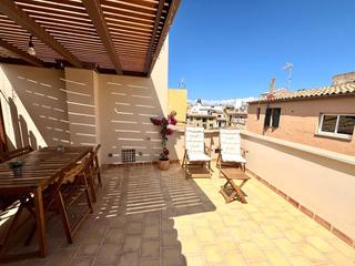 Location Appartement à Cort. Precioso ático con terraza privada en el corazón de palma  dispo