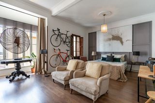 Apartament a Arxiduc. Apartamento histórico de dos dormitorios con gran balcón en el a