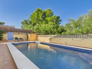 Lloguer Casa a Cala Blava-Bellavista. Casa de cuatro dormitorios con piscina a veinte minutos de palma