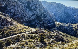 Terrain résidentiel à Escorca. Amplio terreno edificable en plena naturaleza y en la maravillos