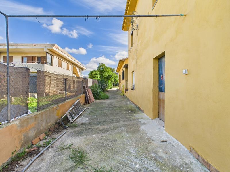 Foto d1e1aaaa-f2fa-4ea4-af58-a0fde07d94b4. Casa amplia casa en un lugar muy tranquilo para renovar y hacer un hogar perfecto en Llucmajor