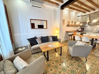 Location Rez-de-chaussée à Son Armadams. Piso recién reformado con terraza privada en una buena ubicación