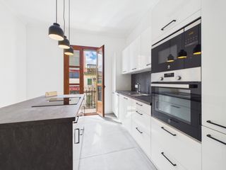 Lloguer Pis a Santa Catalina. Precioso apartamento de un dormitorio en el corazón de santa cat