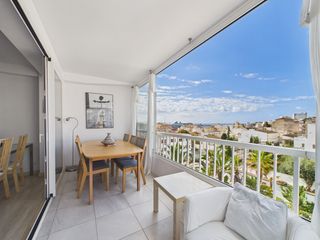 Rent Flat in El Terreno. Apartamento de dos dormitorios en el terreno con parking incluid