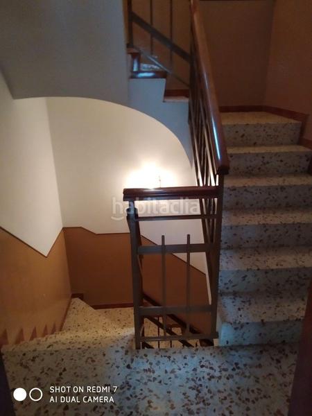 Foto 64ce2e8d-916f-406d-9487-85a36a85a38b. Casa a carrer la bassa 10 a Bot