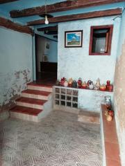 Country house  Carrer dels cavallers. Casa rústica al casc antic de batea