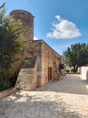 Chalet in Plaça de Gonzalo Torrente Ballester 7