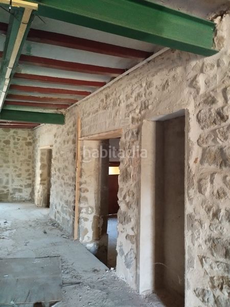 Foto abc57c4d-41ea-4b29-b33b-e02dfc3e547e. Edificio en Almacelles