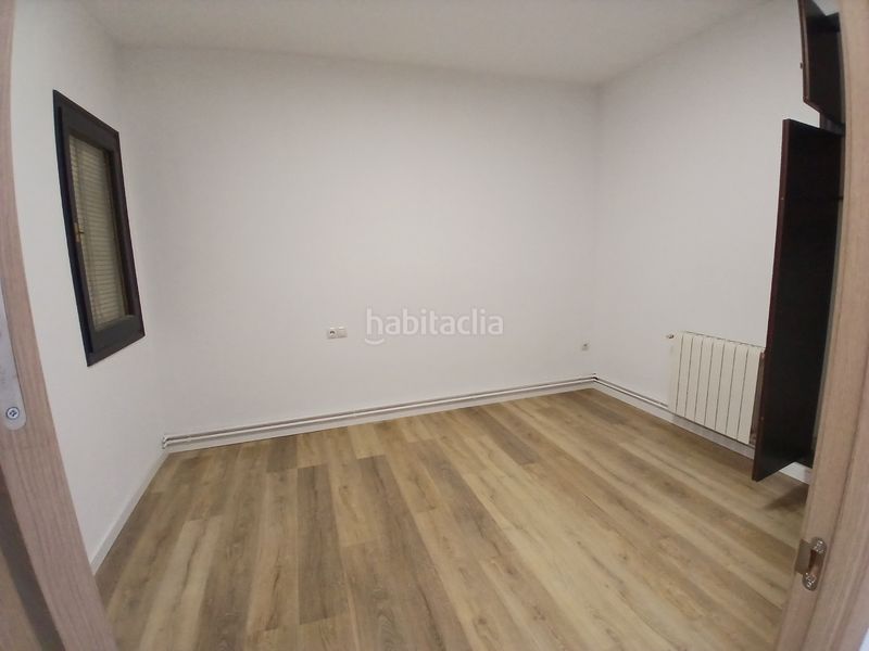 Foto df3a6ba7-6c94-4e4c-8b92-b2e7defd7c4c. Pis a Ca n'Aurell Terrassa