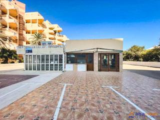 Geschäftsraum in Calle comercial casino p-u(m 1c. Local en venta en la manga