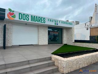 Local Comercial en Calle cala flores 7
