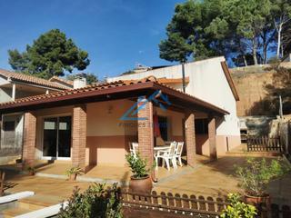 House  Calle carretera de igualada. Casa independiente en venta