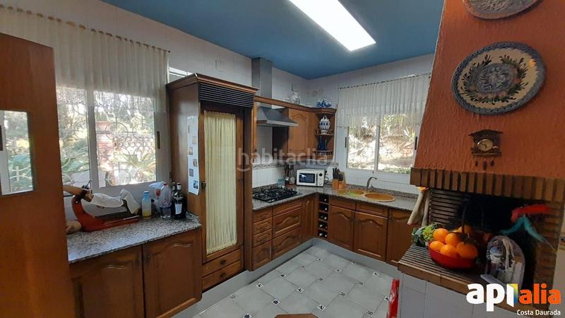 Foto b4c4ab2c-df6d-4dc8-90a4-96edb4b0251c. Casa fantástico chalet en cap , con vistas al mar en Salou