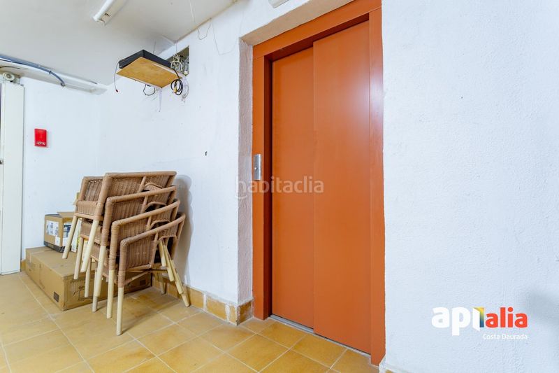 Foto 0110a579-5f58-4a46-aa15-eee340959a66. Casa amb calefacció aparcament a Centre Salou