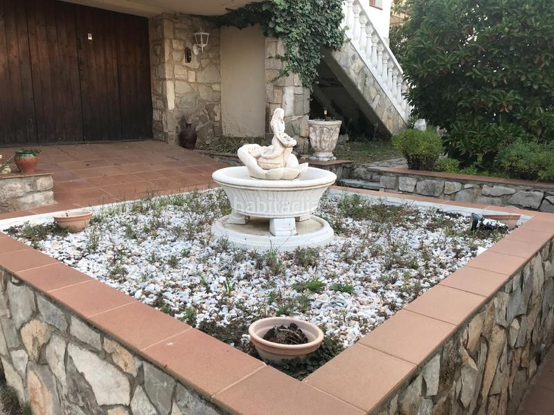 Foto 8b0c73a8-79b3-43cc-b12f-2dacd2d88a52. Casa con riscaldamento parcheggio piscina in Piera