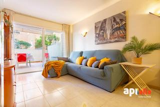 Apartment  Passeig del miramar. Apartamento en planta baja con jardn privado y licencia tursti