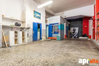 Local Comercial a Carrer Reial