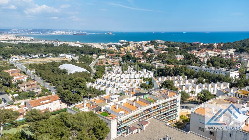 Foto bd171ff8-533d-472d-b8dc-7588a21e6fb7. Pis amb piscina a pla de maset - cap de Salou Salou