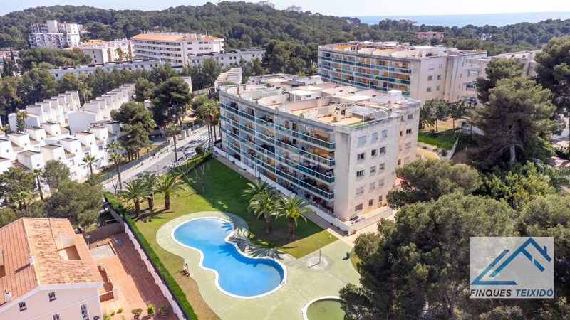 Foto b4472737-7da7-4e83-a5ee-e36c9d473974. Pis amb piscina a pla de maset - cap de Salou Salou