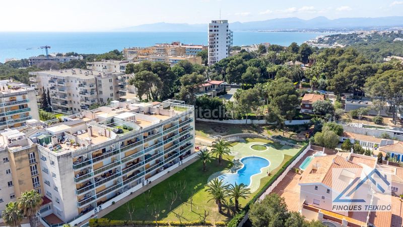 Foto c25729f3-52ca-4028-9038-f89f6e6bc6a3. Pis amb piscina a pla de maset - cap de Salou Salou