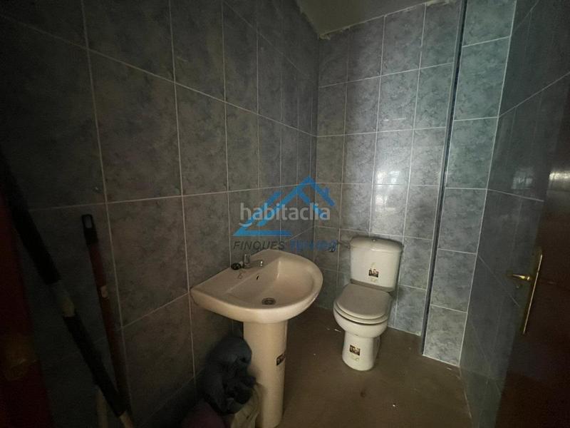 Foto 0ff23497-f56d-4a98-9311-8617a64f2e4e. Locale commerciale in Campclar Tarragona