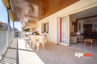 Apartament  Carrer del sol. Tu nuevo hogar de 3 habitaciones en paseo miramar de salou