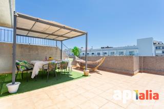 Penthouse  Carrer de montblanc. Fantástico ático con licencia turística hutt
