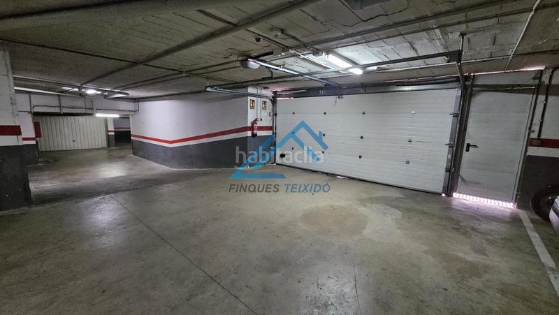 Foto 9b445785-25e2-49bc-abfd-683bae53c42a. Parking voiture dans Barenys Salou