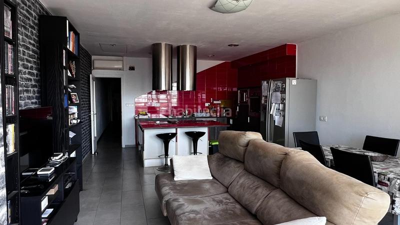 Foto a9ee1d4d-fdff-4b92-90f8-0349df001953. Piso visita este piso diferente en Masquefa