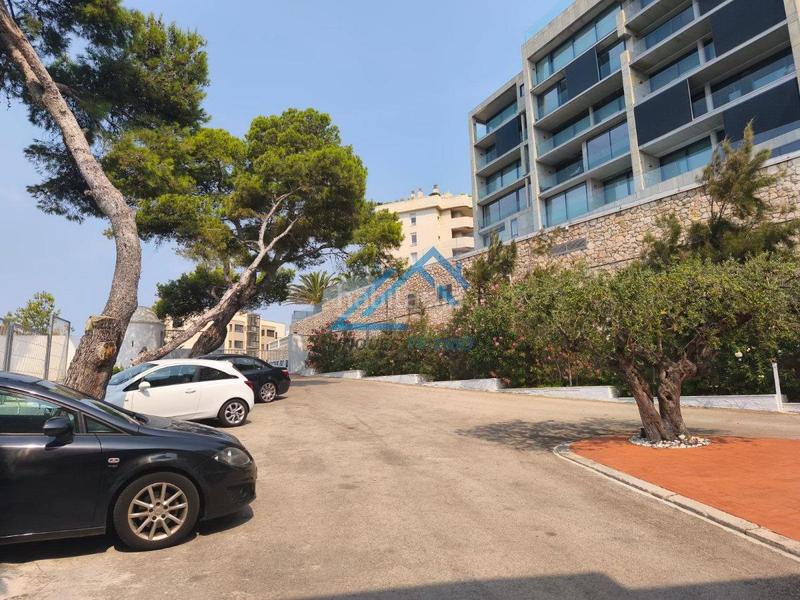 Foto 37eb3e00-780a-49b9-8d51-1c99d3841c80. Location appartement avec chauffage parking piscine dans Salou