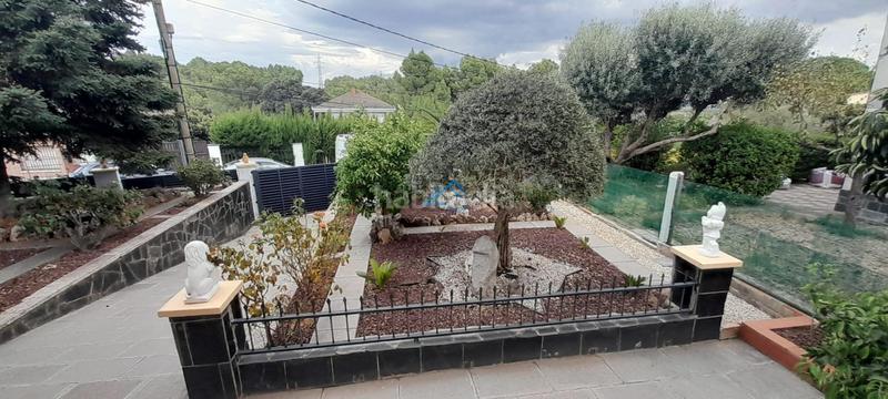 Foto 851dcdd1-c19d-4ba1-acf7-5b09bfe21044. Casa fantástica casa en urbanización en Piera