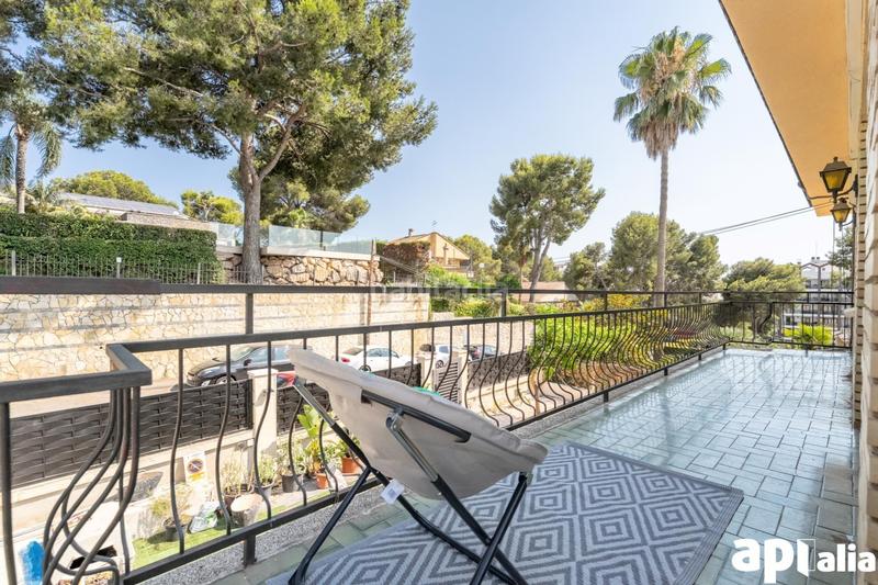 Foto 0b03c72a-ec26-4a5b-819e-bb1f329e04d3. Chalet fantástica casa asilada en Covamar Salou