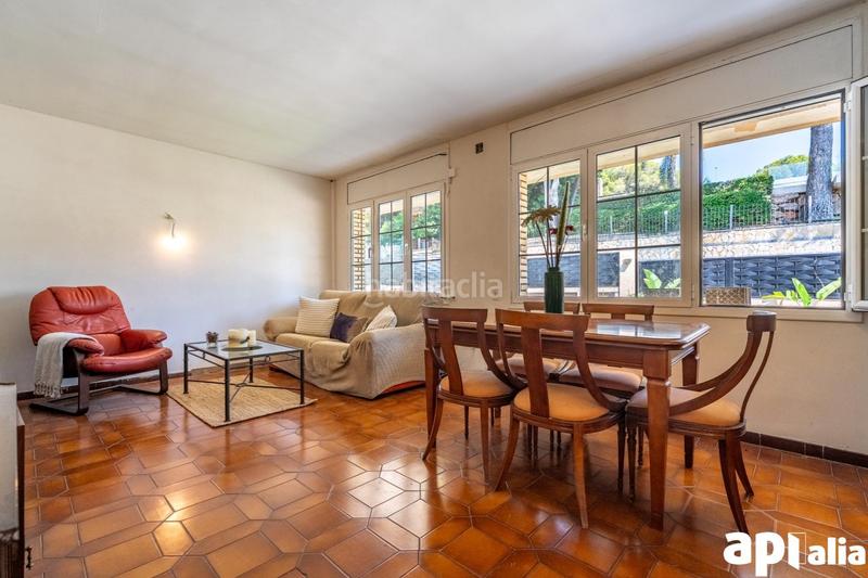 Foto 35a2455f-da41-4448-b6e7-b1e569c6216e. Chalet fantástica casa asilada en Covamar Salou