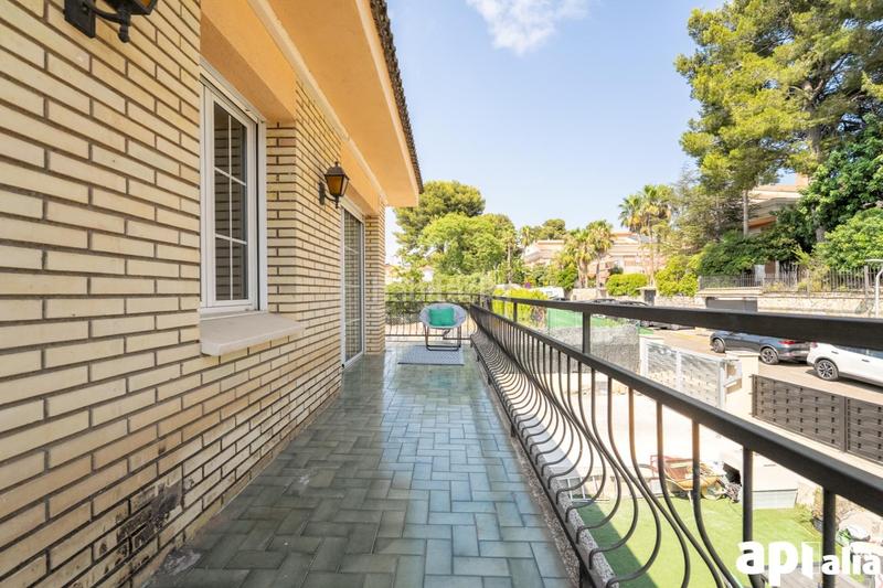 Foto b3c16d06-3a96-4800-b46b-b6811b6a61c0. Chalet fantástica casa asilada en Covamar Salou