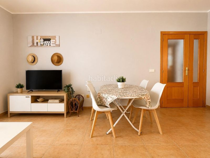 Foto ca1eab23-6153-4e3f-9639-0958aa757c85. Casa adossada amb aparcament a Racó Cullera