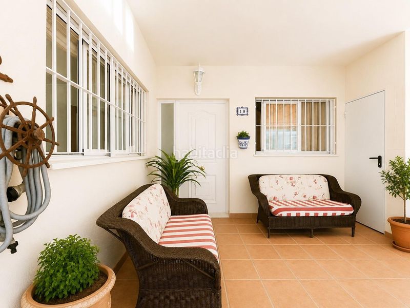 Foto e7edfa5a-6ce1-4ba6-8373-9736f40ec5e1. Casa adossada amb aparcament a Racó Cullera